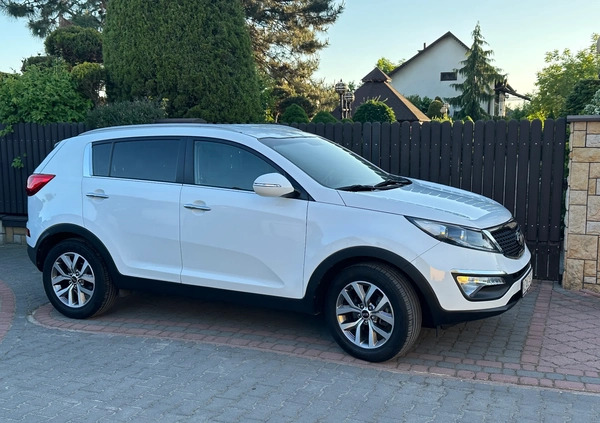 Kia Sportage cena 51900 przebieg: 145789, rok produkcji 2014 z Płoty małe 211